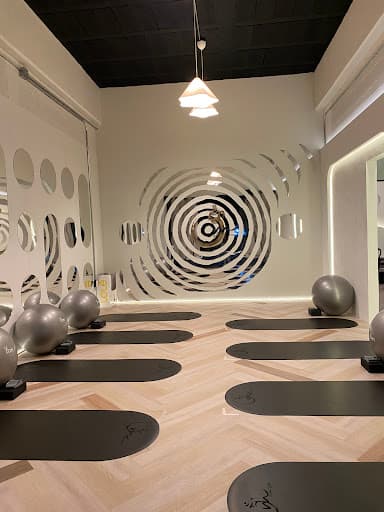 OM Pilates Studio — Pilates en Puebla
