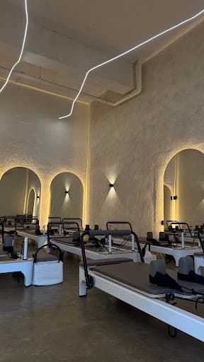 Luné Pilates Studio, Country — Pilates en Guadalajara