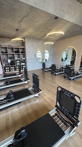 Flow Pilates Studio — Pilates en Chihuahua