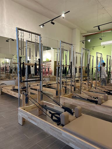 Essenza Pilates — Pilates en Monterrey