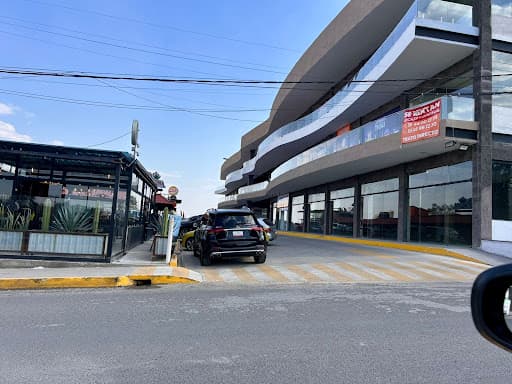 Pilates CO – Aeterna (Zona Esmeralda) — Pilates en Ciudad de México