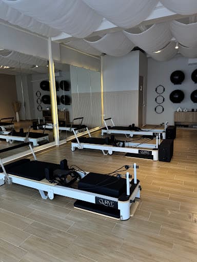 Curve Pilates Studio — Pilates en Cdad. Apodaca