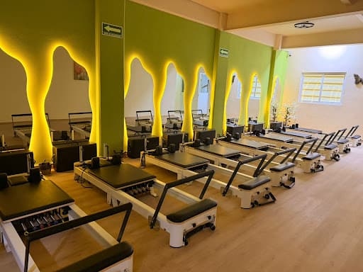 Nikita Estudio. Pilates Reformer, mat, barre, yoga y mas... — Pilates en Cdad. Nezahualcóyotl