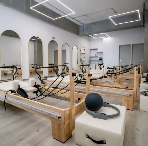 ReformHer Pilates Studio — Pilates en San Andrés Cholula