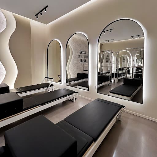 Lift Studio Pilates & Barre — Pilates en Colima