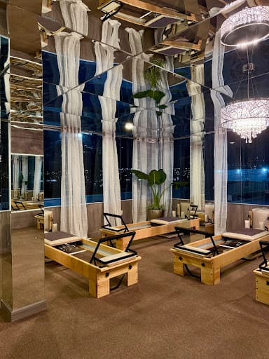 Femmé Pilates Studio Corregidora — Pilates en Corregidora